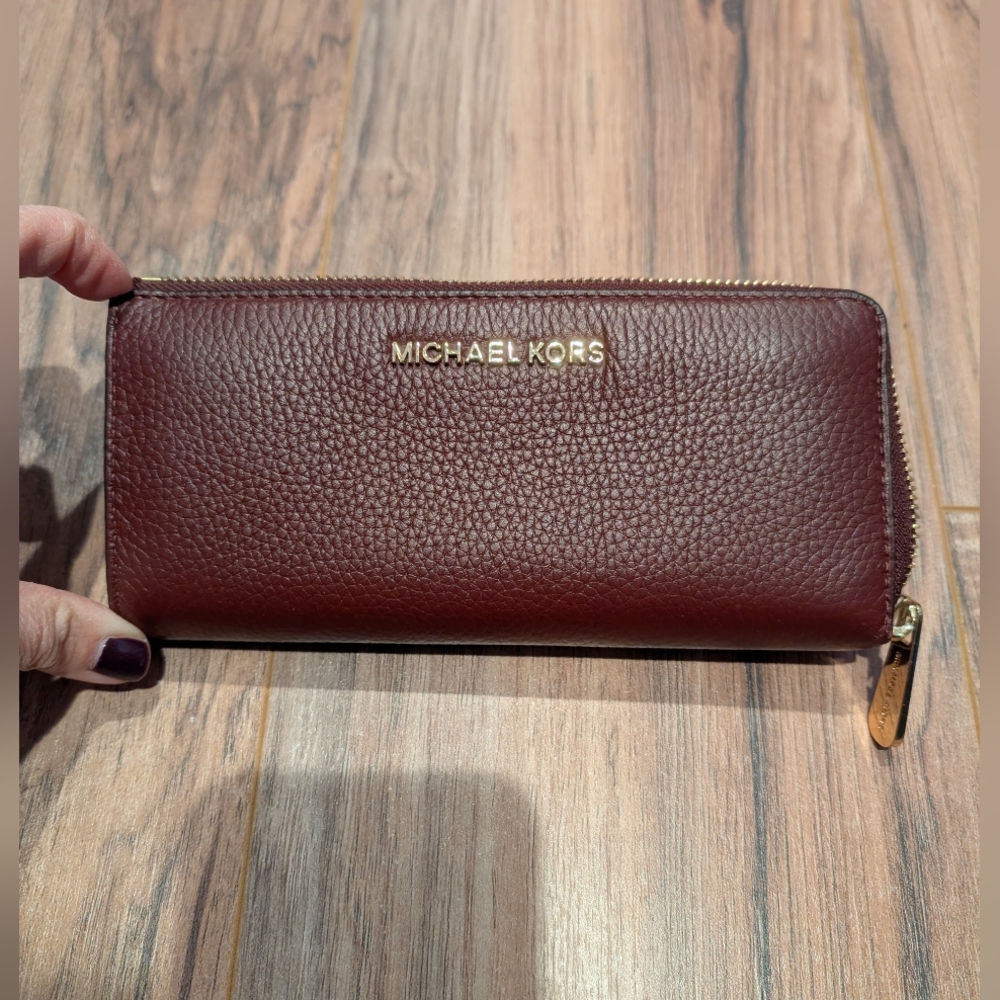 Michael Kors wallet